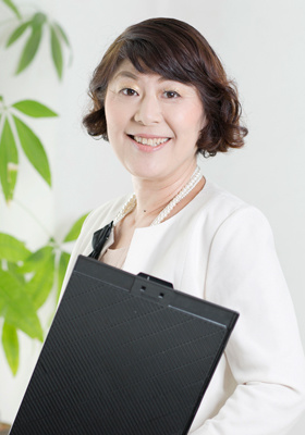 女性司会者 阿部 記子